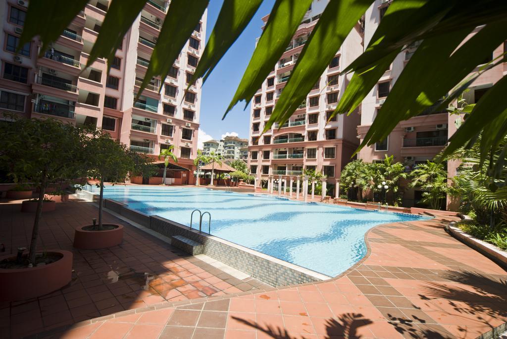 Nana Marina Court Apartment Kota Kinabalu Luaran gambar