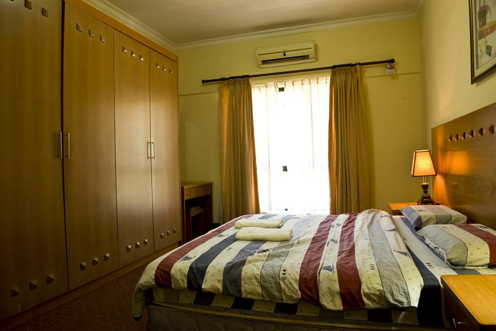 Nana Marina Court Apartment Kota Kinabalu Luaran gambar